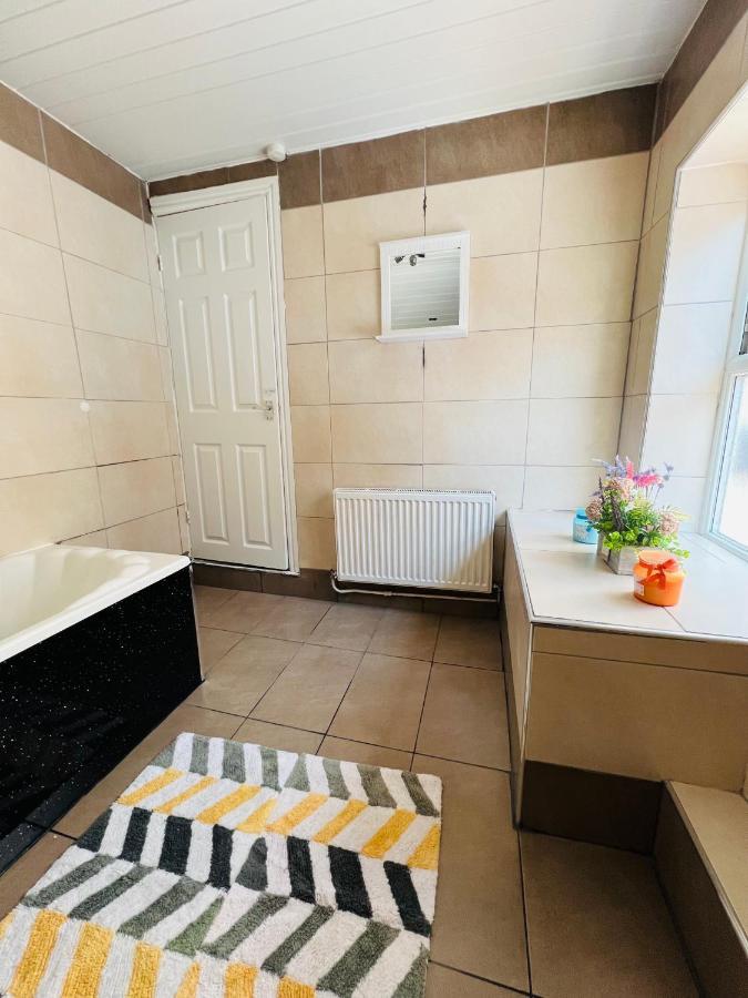 Luxurious Modern House In Anfield! Close To Lfc, Efc, City Centre!!! 리버풀 외부 사진